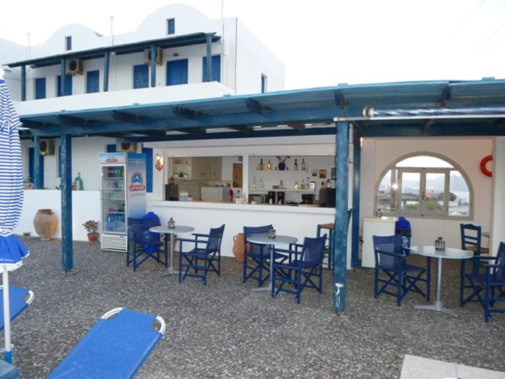 Aparthotel Thira'S Dolphin Akrotírion Exteriér fotografie