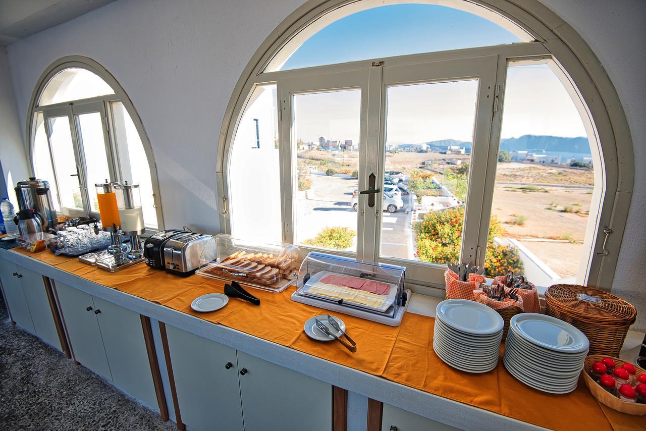Aparthotel Thira'S Dolphin Akrotírion Exteriér fotografie